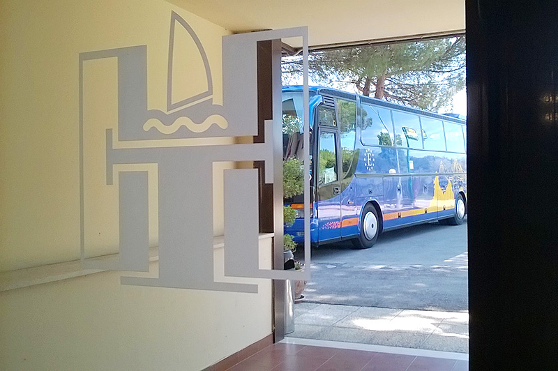 Parking for buses by Lake Trasimeno - hotel 3 star by Lake Trasimeno